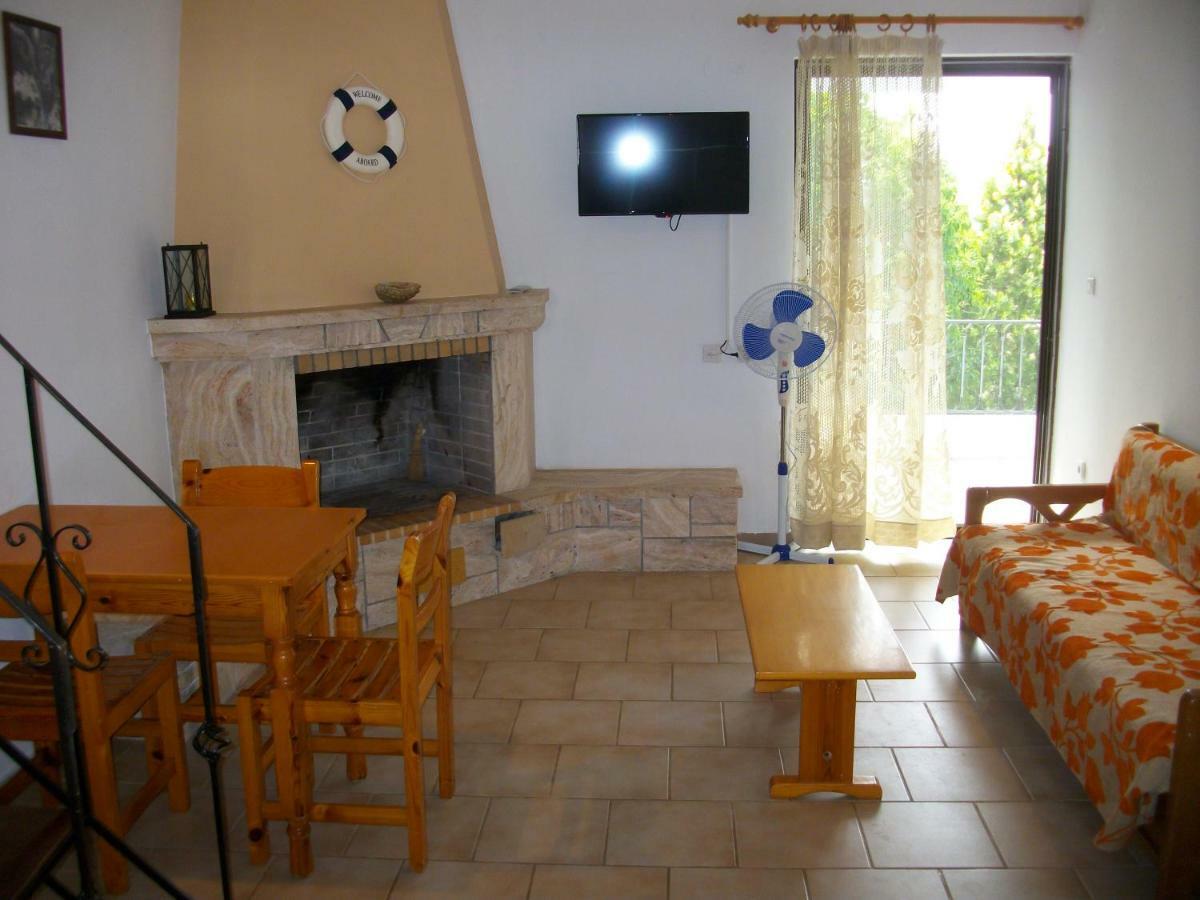 Apartments Elena & Marios Αγιόκαμπος Εξωτερικό φωτογραφία