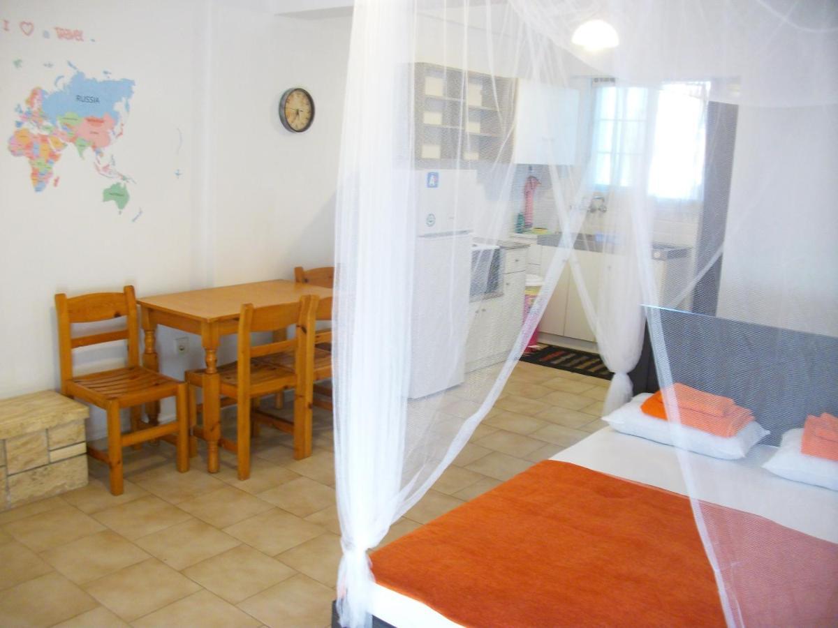 Apartments Elena & Marios Αγιόκαμπος Εξωτερικό φωτογραφία